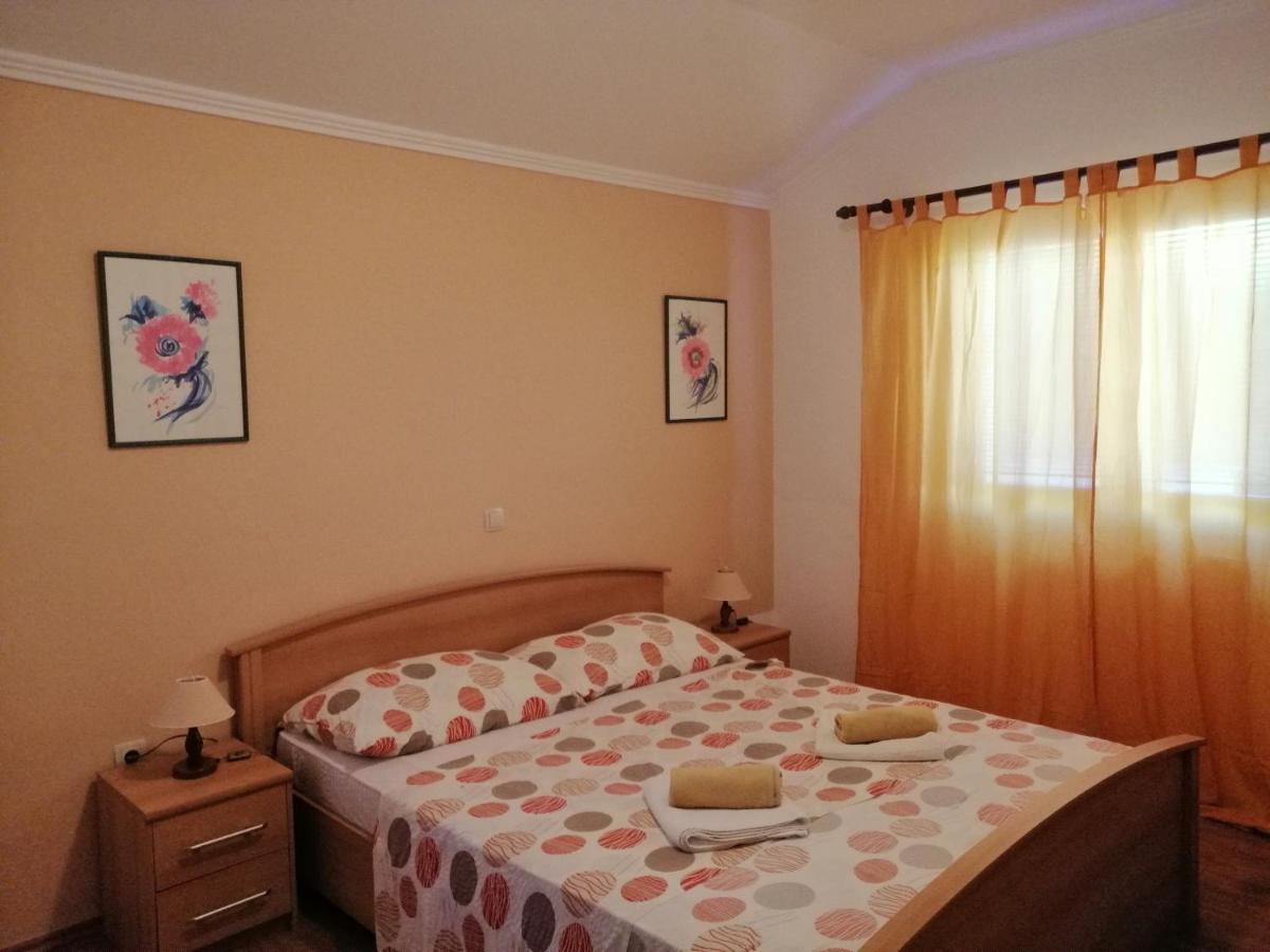 Apartments Fafandjel Раб Екстер'єр фото