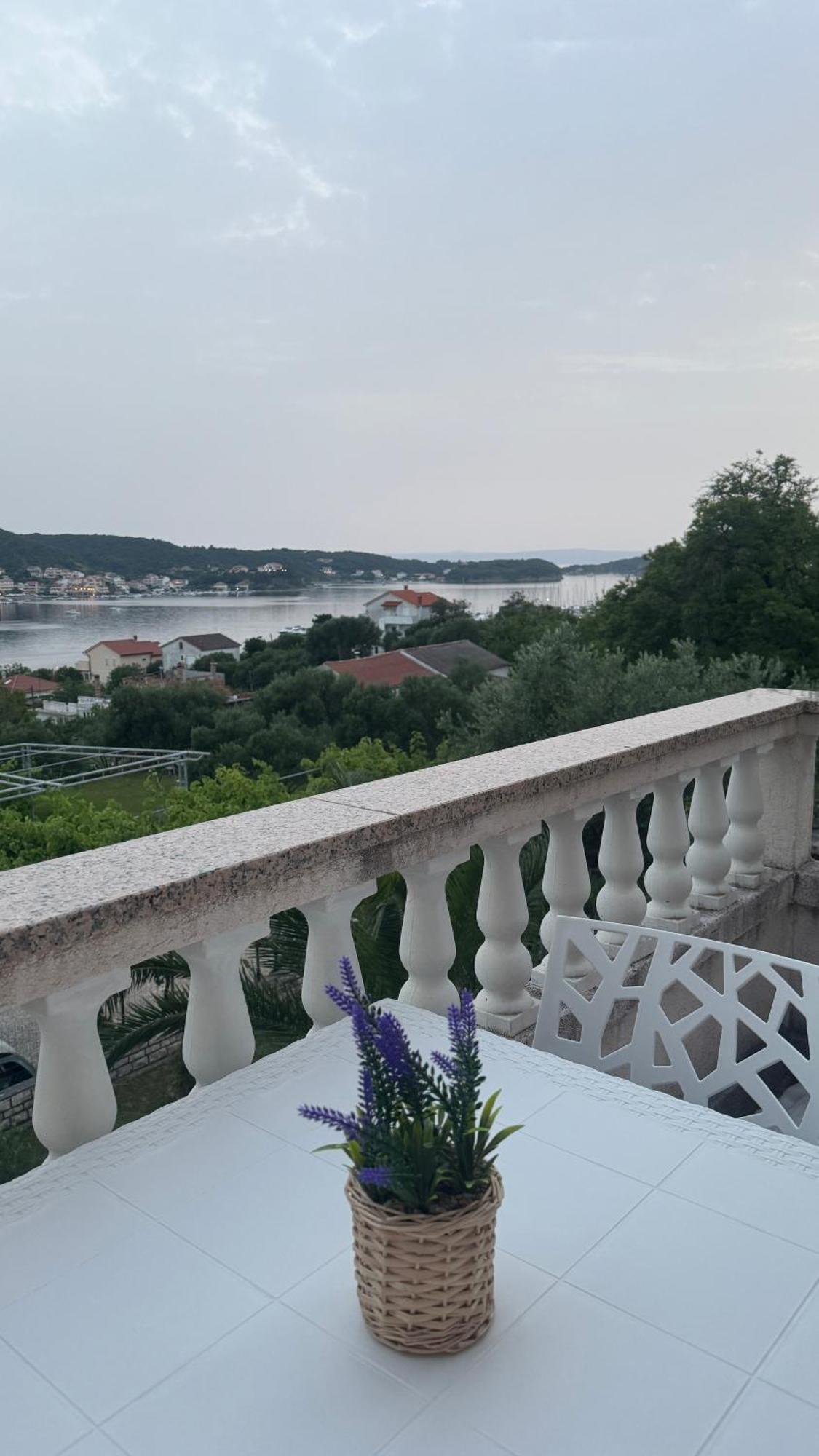 Apartments Fafandjel Раб Екстер'єр фото